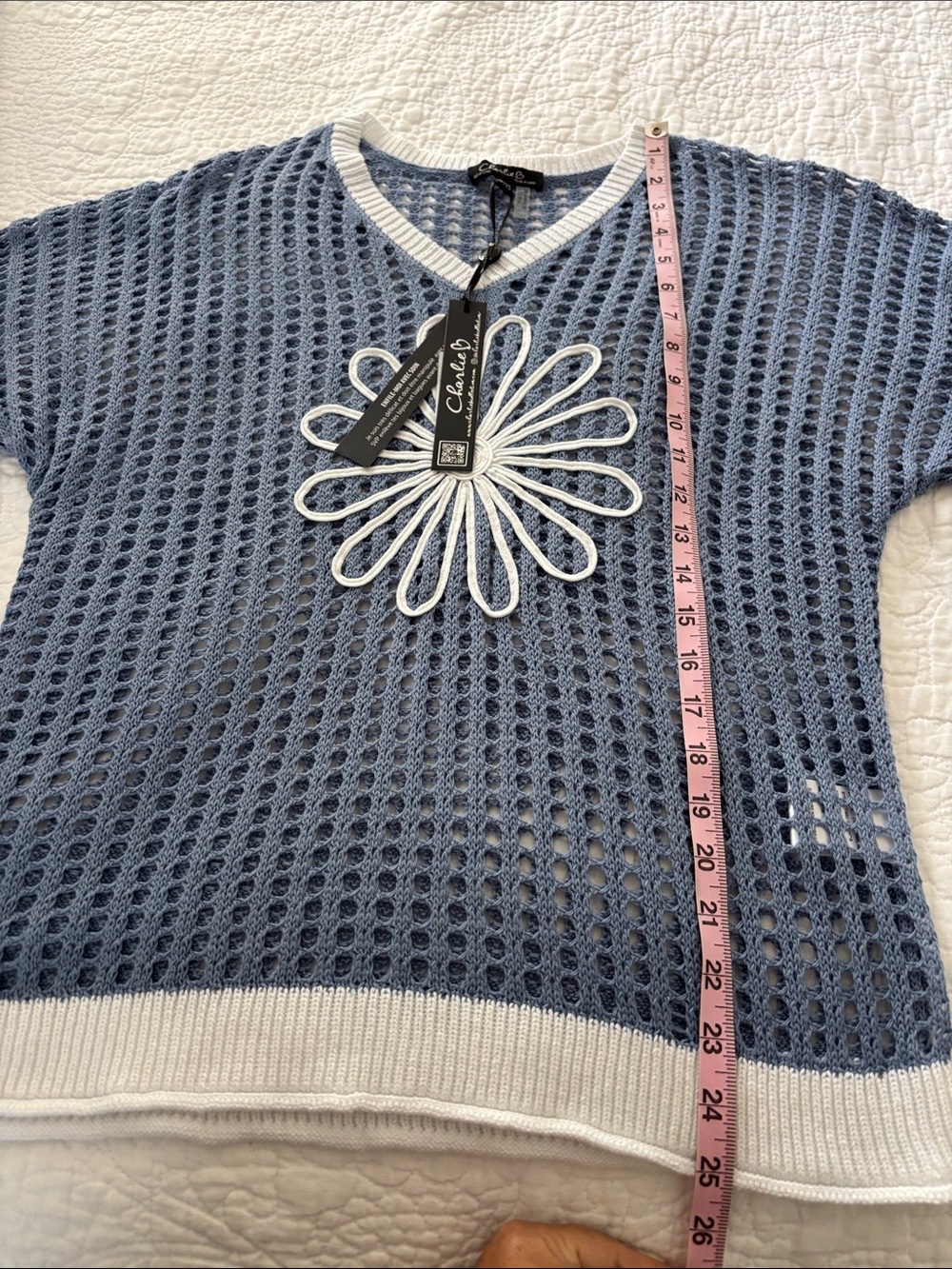NWT Charlie B size XS Knit V Neck Fishnet Dolman Short Sleeve Sweater in Haze - Picture 5 of 9